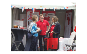 People talking at the AGS Coussaert's stand